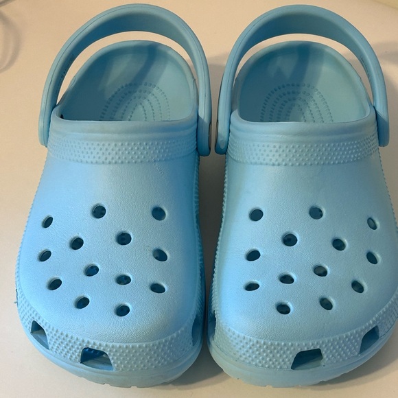 Crocs Classic Clogs Pure Water Blue Women’s Size 8 Men’s Size 6 - Picture 2 of 6